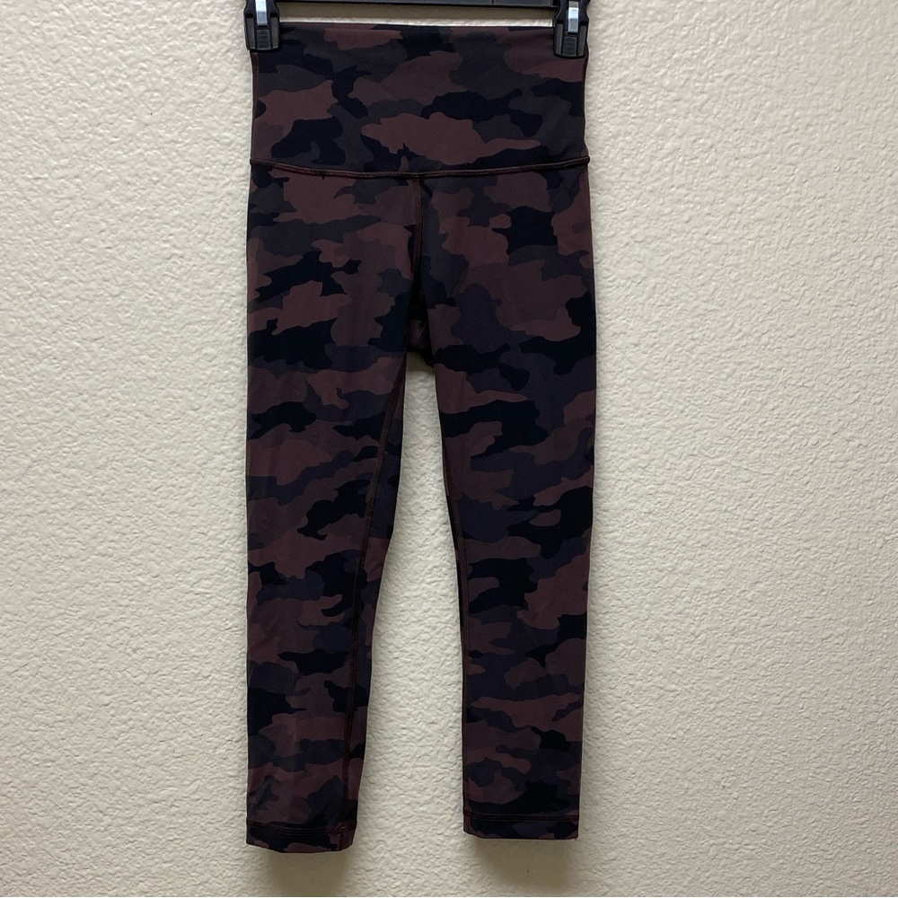 Lululemon Align Cropped Camouflage Print Leggings